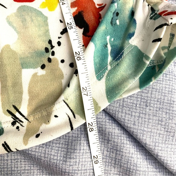 Claire France Plus Size Women’s Abstract Colourful Lightweight T-shirt - Picture 6 of 7